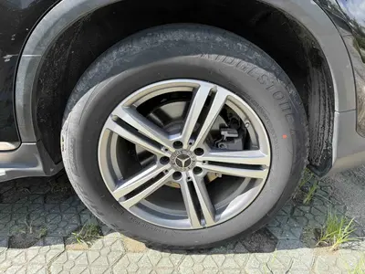 奔驰 GLC 2020款 级 GLC 260 L 4MATIC 豪华型