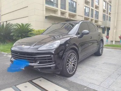 保时捷 Cayenne 2023款 卡宴 3.0T 铂金版 thumbnail 2