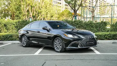Lexus ES 2021 200 Excellence thumbnail 4