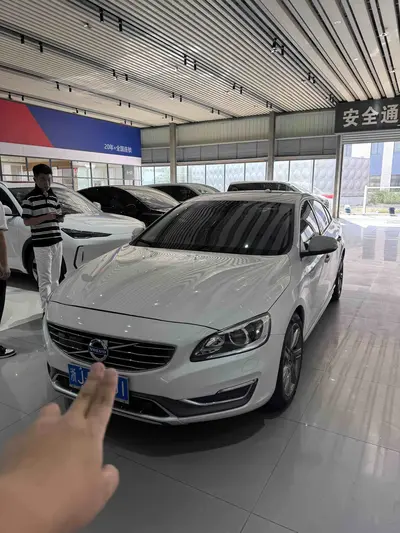 Volvo S60 2015 S60L T5 Smart Drive thumbnail 1