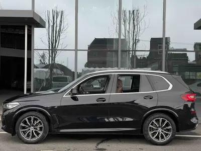 宝马 X5(进口) 2021款 X5 xDrive30i M运动套装 thumbnail 6