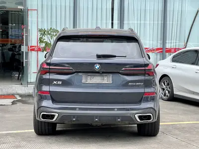 BMW X5 2023 xDrive 30Li PrestigeMM Sport thumbnail 5