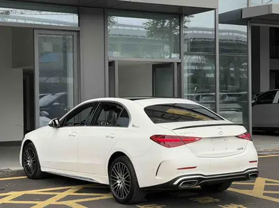 奔驰 C级 2024款 C 260 L 运动版