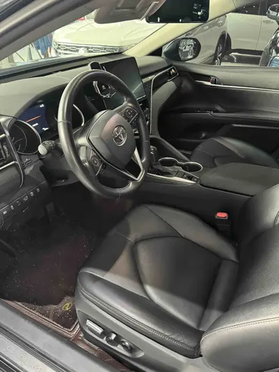 Toyota Camry 2021 2.0G Luxury