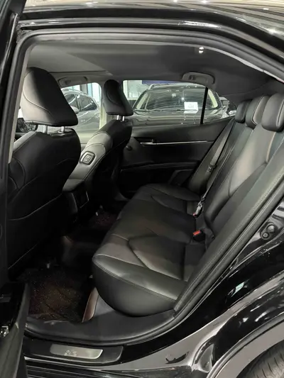 Toyota Camry 2021 2.0G Luxury thumbnail 4