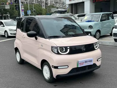 Chery NEV QQ Ice Cream 2024 170km I'm sorry, but "圣代" is not a car specification or trim text. It typically means "sundae" (as in ice cream) in Chinese. Could you please provide the correct car specification text? + thumbnail 4