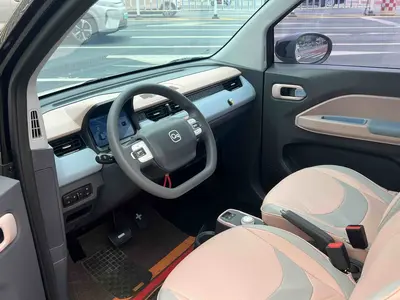 Chery NEV QQ Ice Cream 2024 170km I'm sorry, but "圣代" is not a car specification or trim text. It typically means "sundae" (as in ice cream) in Chinese. Could you please provide the correct car specification text? + thumbnail 10