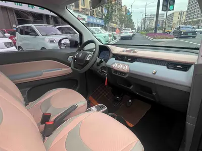 Chery NEV QQ Ice Cream 2024 170km I'm sorry, but "圣代" is not a car specification or trim text. It typically means "sundae" (as in ice cream) in Chinese. Could you please provide the correct car specification text? + thumbnail 13