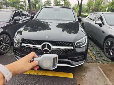 奔驰 GLC 2022款 级 改款 GLC 300 L 4MATIC 动感型臻藏版 thumbnail 2