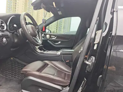 奔驰 GLC 2022款 级 改款 GLC 300 L 4MATIC 动感型臻藏版 thumbnail 4