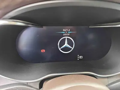 奔驰 GLC 2022款 级 改款 GLC 300 L 4MATIC 动感型臻藏版 thumbnail 6