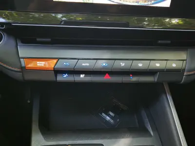 长安 UNI-V 2022款 1.5T 运动版 thumbnail 7