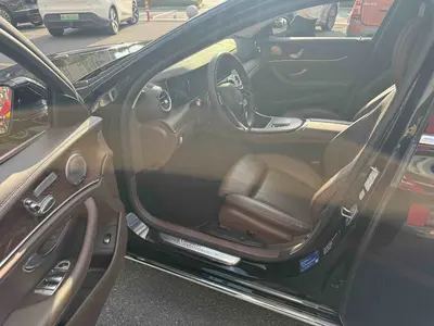 Mercedes-Benz E-Class 2023 E 260 L thumbnail 9