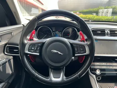 Jaguar XEL 2019 2.0T 200PS Luxury thumbnail 8