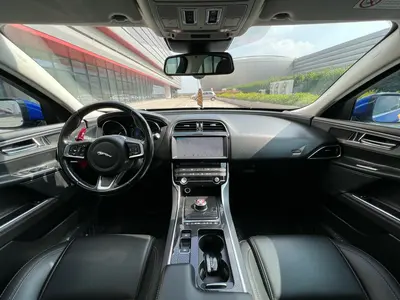 Jaguar XEL 2019 2.0T 200PS Luxury thumbnail 10