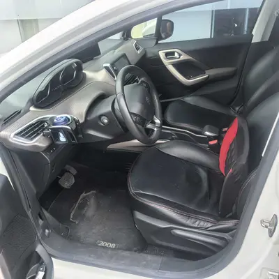 Peugeot 2008 2015 1.6THP AutoFashion thumbnail 3