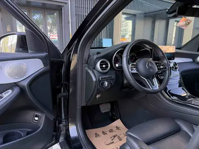 Mercedes-Benz GLC 2021 -Class GLC 260 L 4MATIC Sport thumbnail 17