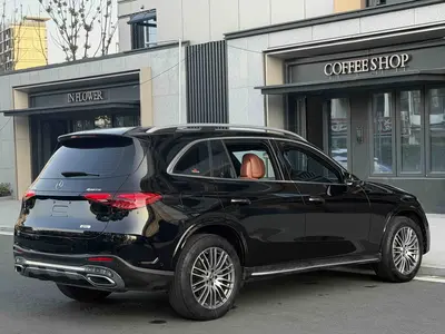 Mercedes-Benz GLC 2023 -Class Facelift GLC 300 L 4MATIC Sport 5-Seat thumbnail 6