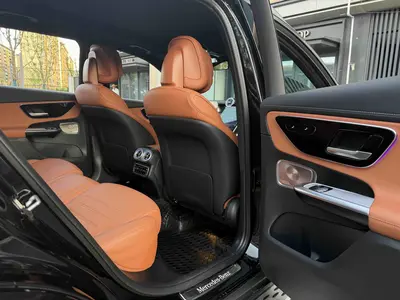 Mercedes-Benz GLC 2023 -Class Facelift GLC 300 L 4MATIC Sport 5-Seat thumbnail 14