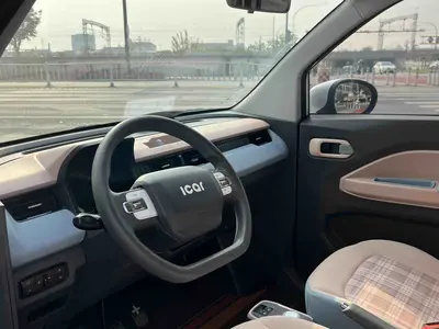 Chery NEV QQ Ice Cream 2024 Facelift 170km I'm sorry, but "圣代" is not a car specification or trim text. It typically means "sundae" (as in ice cream) in Chinese. Could you please provide the correct car specification text? thumbnail 8