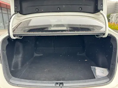 Toyota 雷凌 2019款 185T CVT豪华版 国VI