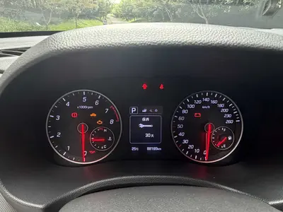 现代 北京现代ix25 2015款 1.6L 自动两驱尊贵型DLX thumbnail 6