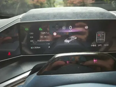 极氪 001 2023款 WE版 100kWh thumbnail 5