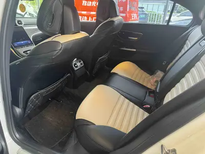 奔驰 C级 2024款 改款 C 260 L 运动版
