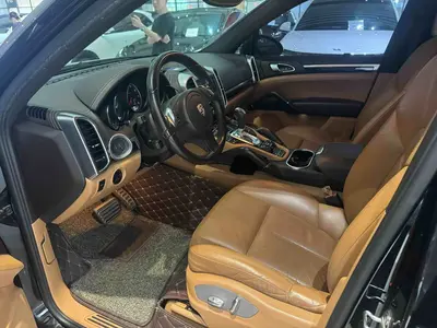 Porsche Cayenne 2011 3.0T thumbnail 3