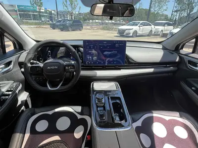 埃安 AION S Plus 2023款 70 智领版 磷酸铁锂 thumbnail 8