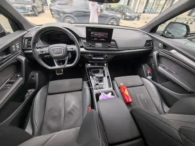 奥迪 Q5L Sportback 2023款 40 TFSI 豪华型 thumbnail 7