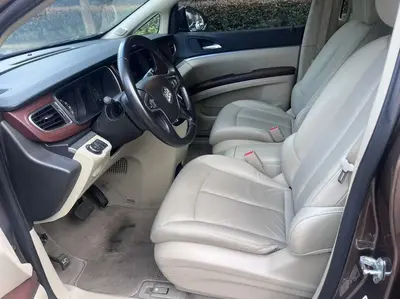 Buick GL8 2018 28T Luxury thumbnail 3