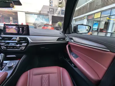 宝马 5系 2022款 530Li 领先型 M运动套装