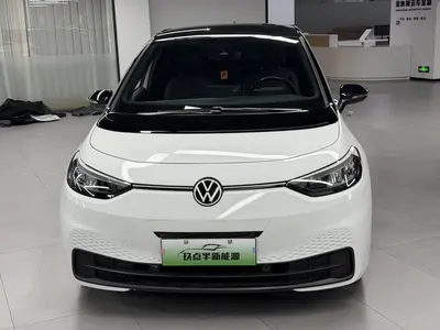 Volkswagen ID.3 2023 Pure Smart thumbnail 3