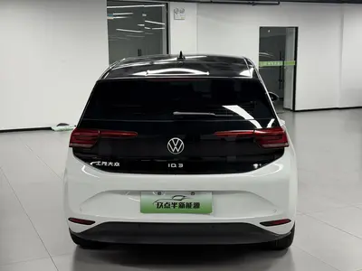 Volkswagen ID.3 2023 Pure Smart thumbnail 7