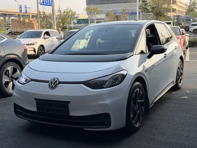 Volkswagen ID.3 2023 Pure Smart thumbnail 1
