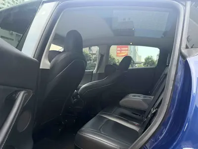 特斯拉 Model Y 2021款 标准续航后驱版 thumbnail 4
