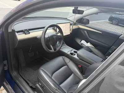 特斯拉 Model Y 2021款 标准续航后驱版 thumbnail 5