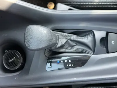 Toyota 奕泽IZOA 2021 Hybrid 2.0L Yi Xing thumbnail 11