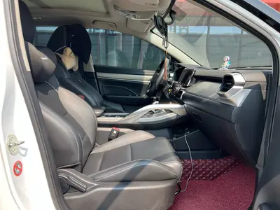 Geely 缤越 2019 260T DCTKnight thumbnail 6