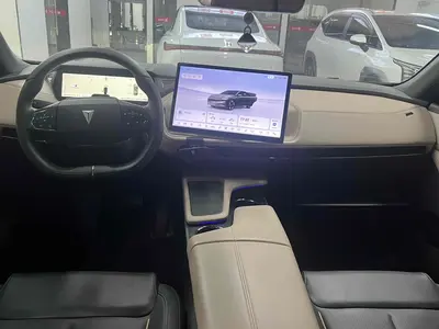 深蓝汽车 深蓝SL03 2022款 1.5L 1200增程版 thumbnail 8