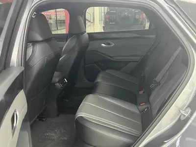 BYD 秦L 2025 EV 470KMLeading thumbnail 6