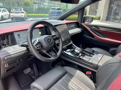 广汽传祺 传祺M8 2023款 宗师系列 400T 至尊