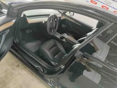 Tesla Model 3 2022 RWD thumbnail 7