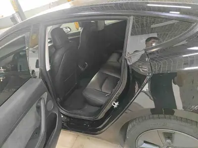 Tesla Model 3 2022 RWD thumbnail 8