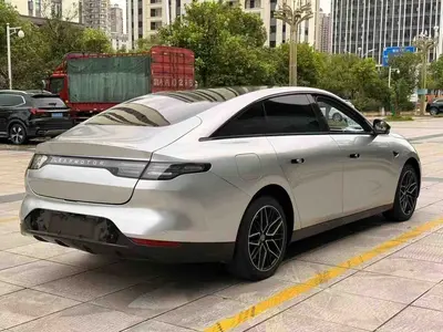 零跑汽车 零跑C01 2023款 525智行版 thumbnail 9