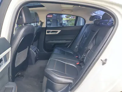 Jaguar XEL 2018 2.0T 250PS Prestige thumbnail 10