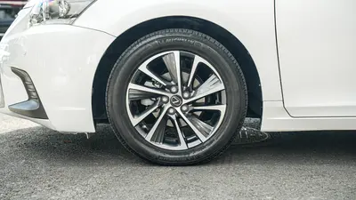 Lexus CT 2017 CT200h Elite Monochrome thumbnail 9