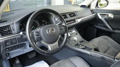 Lexus CT 2017 CT200h Elite Monochrome thumbnail 10
