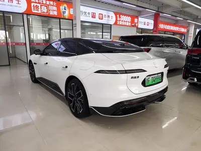 阿维塔 06 2025款 Ultra纯电版 thumbnail 4